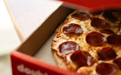 Pizza livraison ou ramassage : quelle option choisir ?